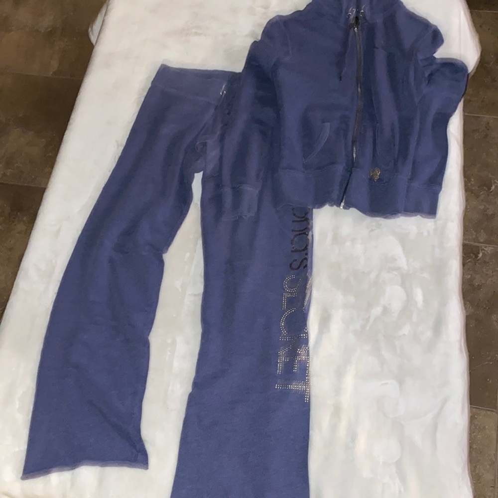 Victoria Secrets limited edition xsmall sweat suit